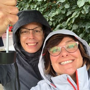 Meet your Posher, Dana